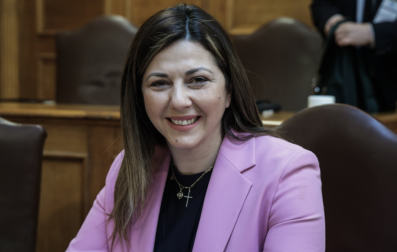 Σοφία Ζαχαράκη: Κανείς δεν μπορεί, να καλλιεργεί ρητορική μίσους και να καταφέρεται κατά βουλευτών για την ψήφο τους